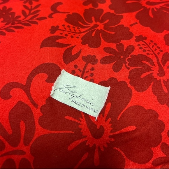 Hawaiian Patchwork Quilt Tiare Hibiscus Blanket Pocket 35 x 40 Picnic Blanket - Picture 8 of 8